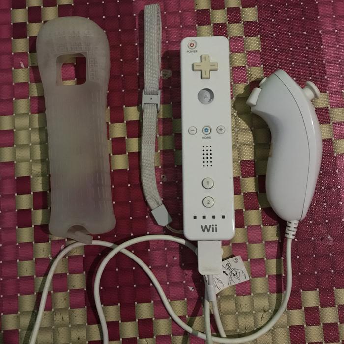 Wii Mote Nunchuk di Wakadud_store Tokopedia