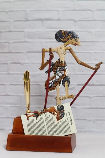 Gambar Tempat Pulpen dan Kartu Nama Kayu Jati Wayang Klitik Arjuna - Arjuna dari balibaliCraft undefined 4 Tokopedia