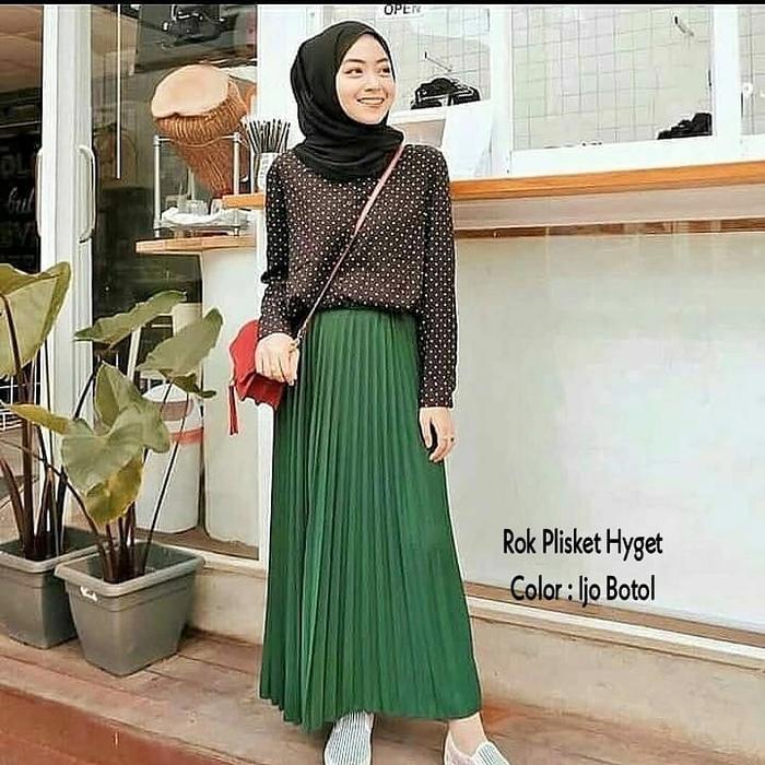 Gambar rok plisket ll fasion wanita warna ijo botol - ijo botol, all size dari semoga laris jaya. id undefined Tokopedia
