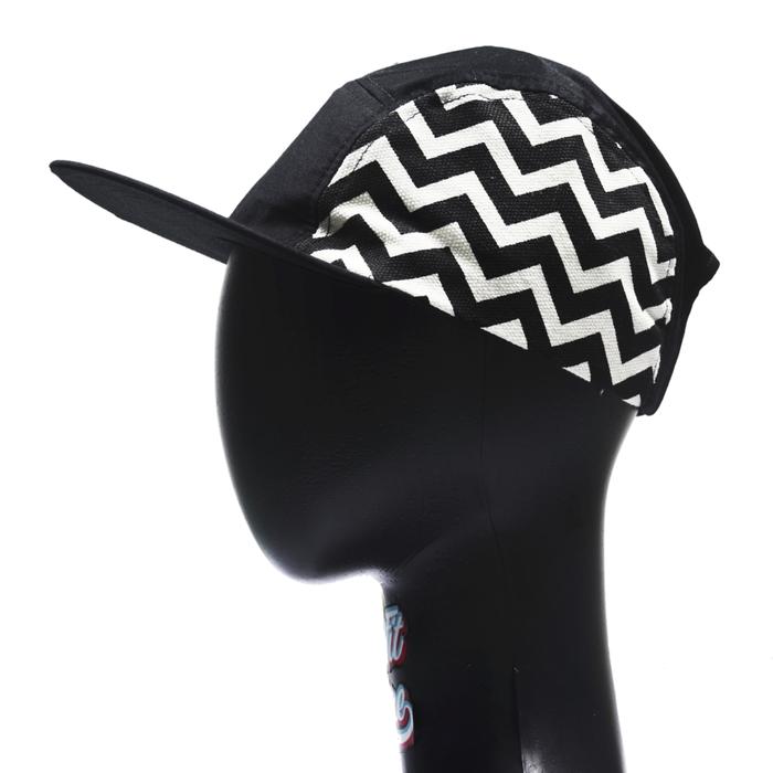 Gambar Topi Snapback Five Panel Polos 5 Panels Catur Tribal Checkerboard - CHEVRON dari Cloutfitstore undefined Tokopedia
