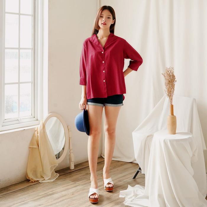 Gambar KEMEJA FASHION / PAKAIAN SHIRT / ATASAN WANITA / BASIC POLOS - K010 - Merah dari JWJ Shop undefined Tokopedia