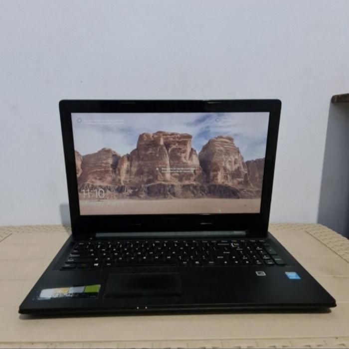 送料無料 新品SSD240GB 1台限定 中古良品 ノートパソコン 15.6型 Lenovo G500 Celeron 8GB DVDマルチ 無線 カメラ Windows10 LibreOffice 送料無料 新品SSD240GB 1台限定 中古良品 ノートパソコン 15.6型