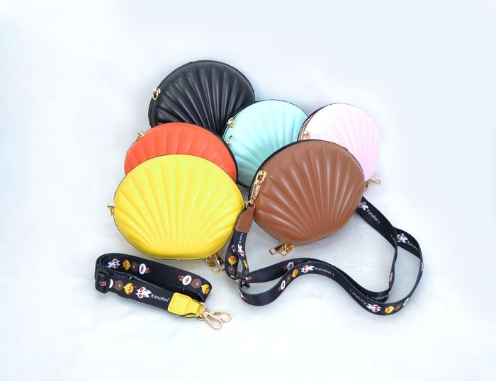 Gambar TAS SELEMPANG SALLY - SALLY BAG MODEL KERANG IMPORT 9141 - Coklat dari Taskiplingckanello undefined Tokopedia