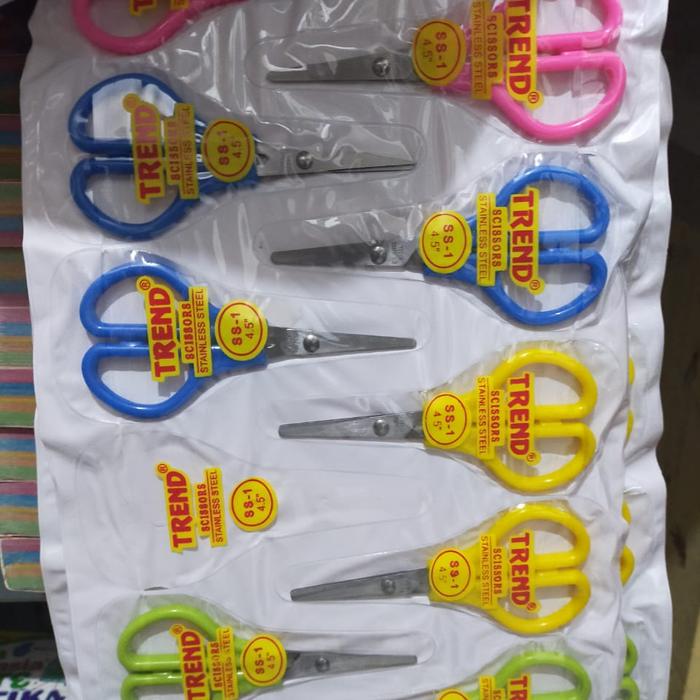 Gambar Buku Edukasi Anak Menggunting Menempel Untuk TK PAUD - Gunting 1 pcs dari Toko Buku dan Stationery undefined Tokopedia