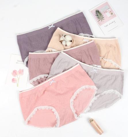 Gambar Celana Dalam Wanita Brief Seamless Renda Mid Waist Motif Flamingo - 1 Pack dari minimeet undefined Tokopedia