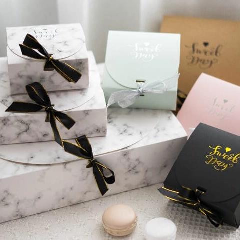 Gambar Gift Box Lipat Polos/Kotak Dus Hamper Bingkisan Kado Aksesoris - Cokelat, (GB3) Kecil dari PackagingSolution8889 undefined Tokopedia