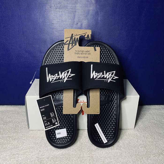harga nike benassi x stussy