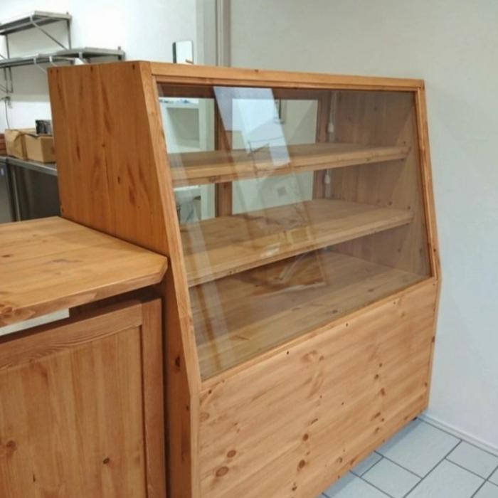 Jual meja lemari etalase rak kue roti donut cafe resto kaca food ...