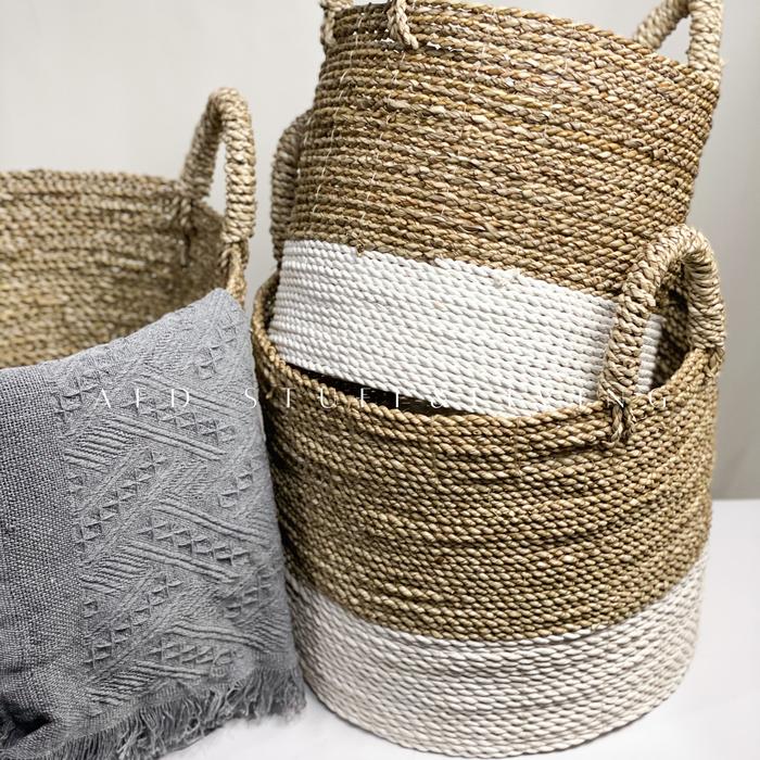 Gambar Dako Seagrass Basket | Keranjang Anyaman Serbaguna | Laundry - Putih-Natural, S dari AFD Stuff &amp; Living undefined Tokopedia