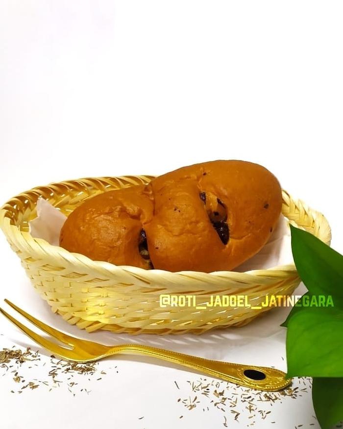 Gambar Aneka Roti Gurih Satuan - Toko Roti Gelora Bakery - Smoke beef dari Toko Roti Gelora Bakery undefined 2 Tokopedia