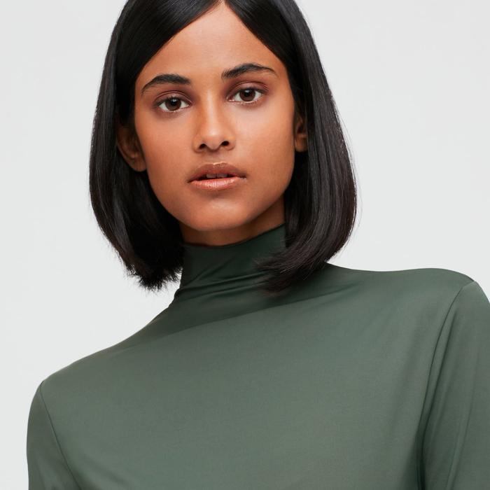 Jual Uniqlo Women Airism T-shirt UV Cut 