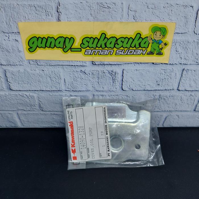 Gambar Plat Seng Tutup Pompa Oli Samping Ninja R SS RR ZX New RR Original KMI dari Gunay Suka-Suka undefined Tokopedia