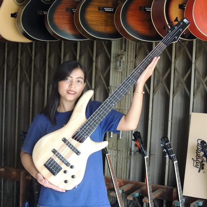 Gambar GITAR BASS IBANEZ SDGR HITAM 5 STRING - paket A dari ANGEL STORE57 undefined Tokopedia
