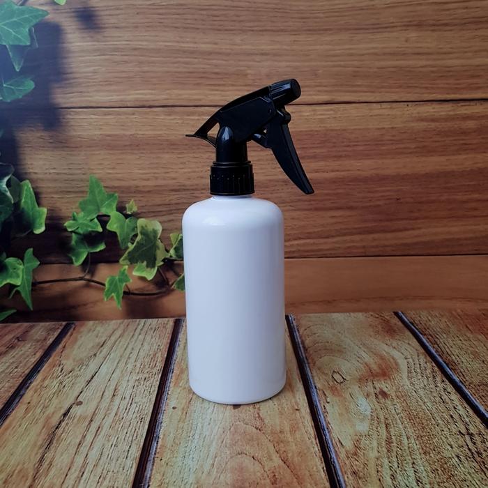 Gambar botol spray 500ml putih / botol kispray 500ml New / botol Semprot - Hitam dari DELTA PLAST INDONESIA undefined Tokopedia