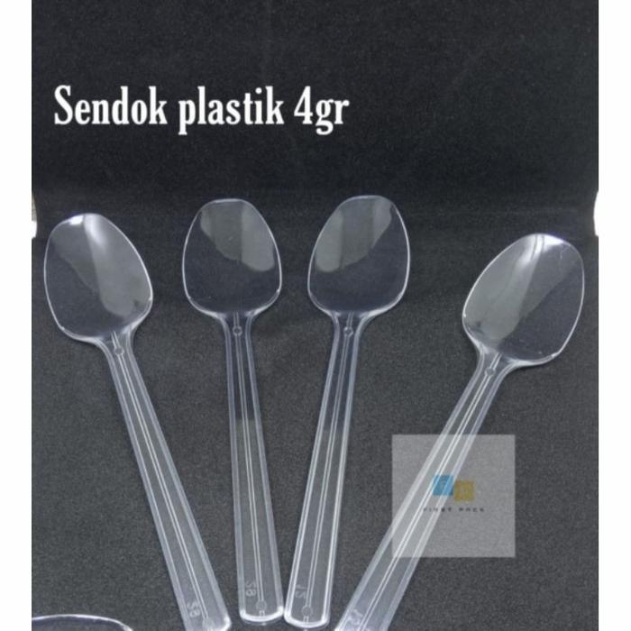 Gambar sendok makan plastik bening 100pcs dari rei plastic undefined Tokopedia