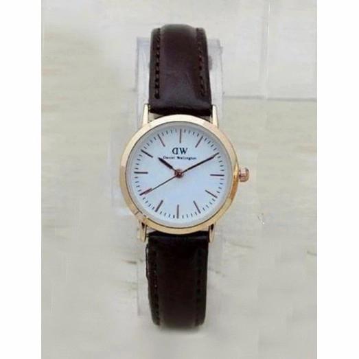 Gambar Jam Tangan Wanita Tali kulit D_W Cocok dipakai siapapun - Cklt Plat Putih dari RinRin Collection1 undefined Tokopedia