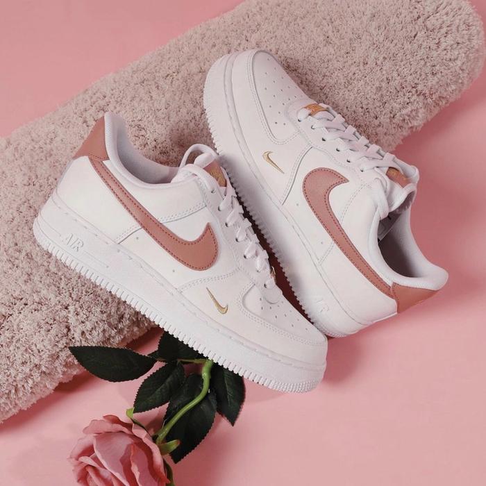 Jual NIKE AIR FORCE 1 ESSENTIALS RUST PINK BNIB RESMI - Kab. Bekasi -  illusionshoes_ | Tokopedia