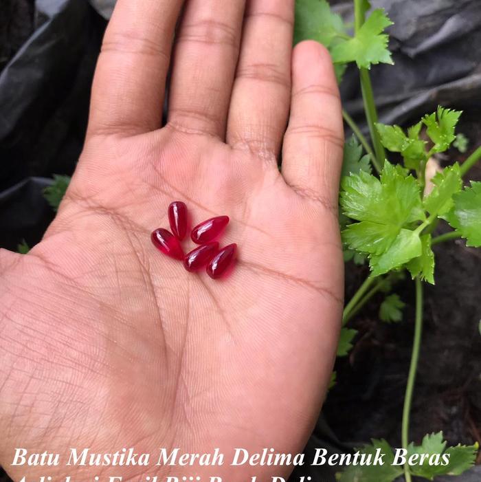 Gambar Batu Mustikaa Merah Delima Tetes Embun Asli dari Buah Delima 05 dari Pusaka Bahari Kalimantan undefined Tokopedia