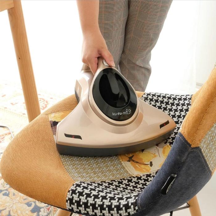Gambar Vacuum Cleaner Kurumi (Vertical Edition) / Penyedot Debu dan Tungau - Golden dari Wijaya Homewares undefined Tokopedia