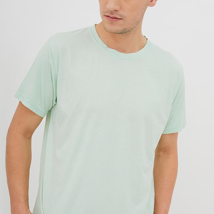 Gambar Kaos Pria Elliot Mint - Konscio X Tencel - L dari konscio studio undefined Tokopedia