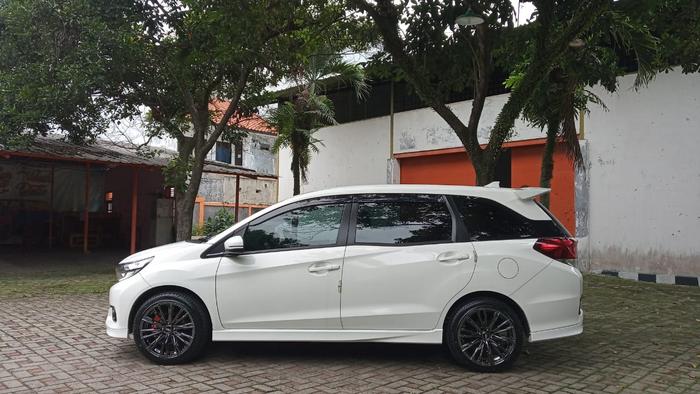 Contoh 70+ Pelek Modifikasi Mobilio Gratis Terbaru