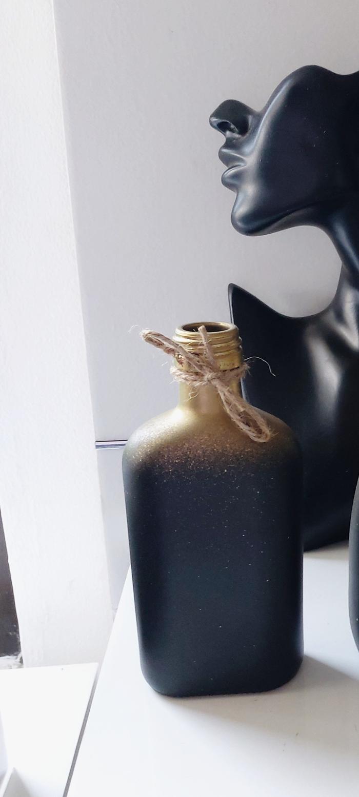 Gambar Vas Mishaya, Vas scandinavian, vas rustic, vas aesthetic - Goldiza Black 2 dari wnysh undefined Tokopedia