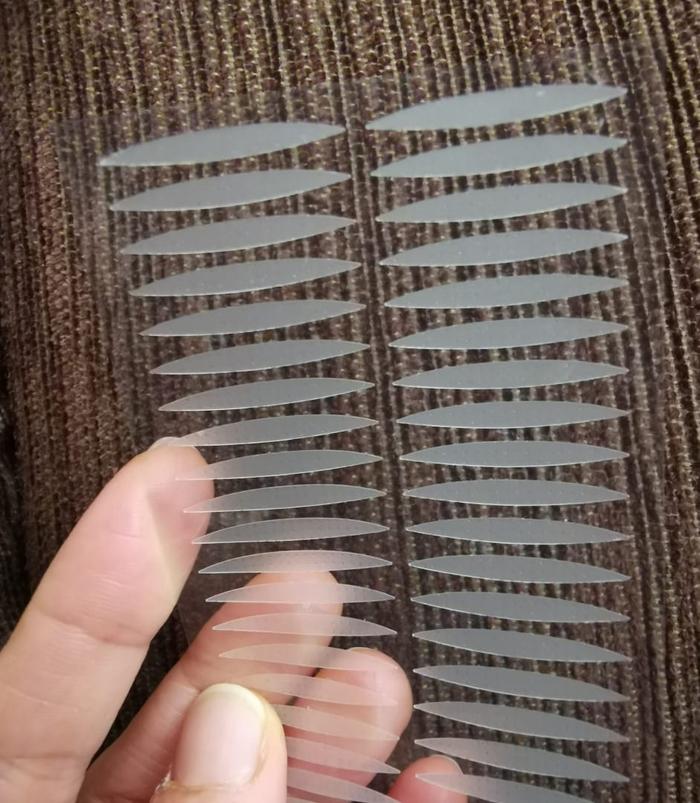 Gambar Skot Mata Eyelid Tape Transparan Berpori - Olive dari Sasalashes undefined Tokopedia