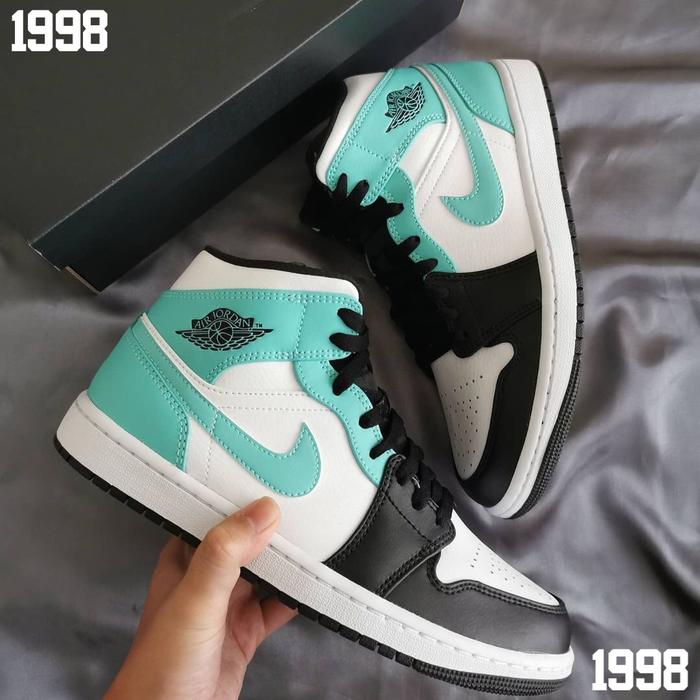 Sepatu Aj1 Retro High Igloo Foot Locker Jordan Retro High Og