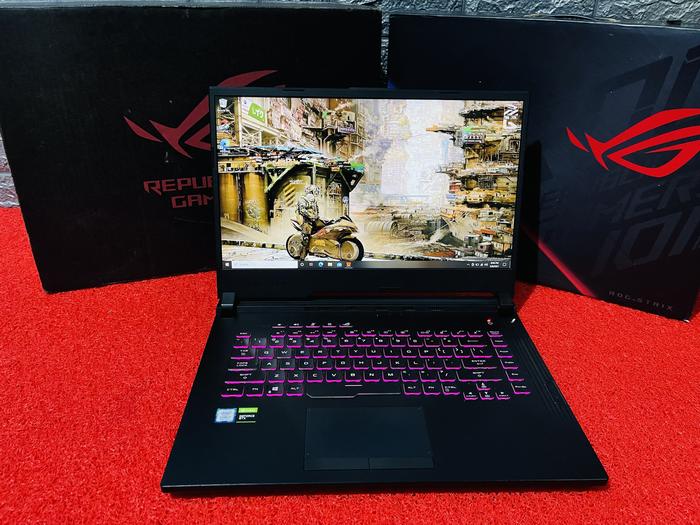 ASUSゲーミングノート GTX1650 core i7 9700H win11 ASUSゲーミングノート GTX1650 core i7 9700H win11