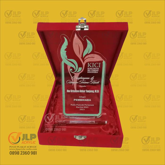 Jual [DESIGN GRATIS] Plakat, Vandel Piagam Plakat Akrilik 20x10 + BOX ...