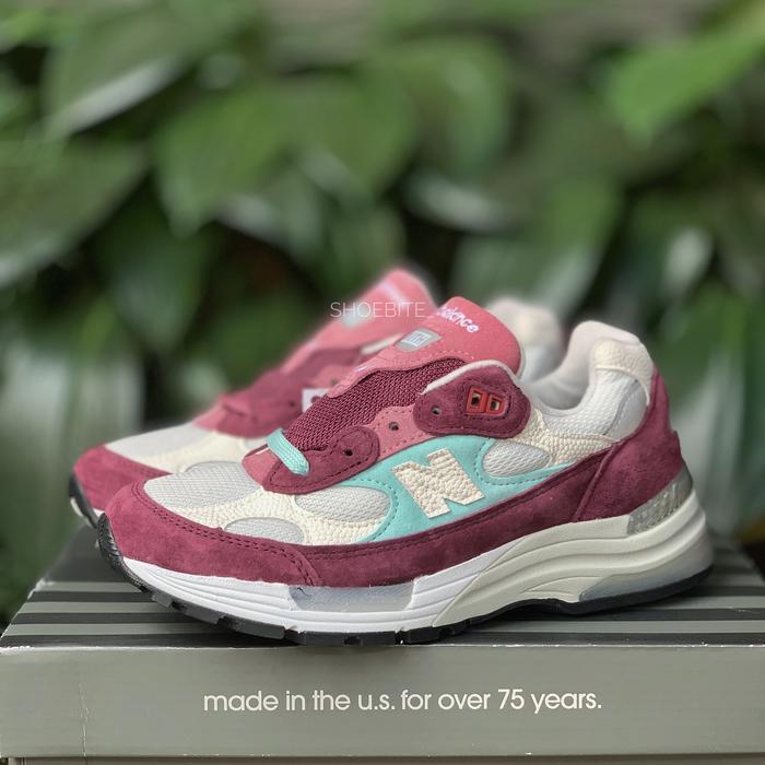Jual NEW BALANCE 992 KITH KITHMAS BURGUNDY WHITE Kota Bandung