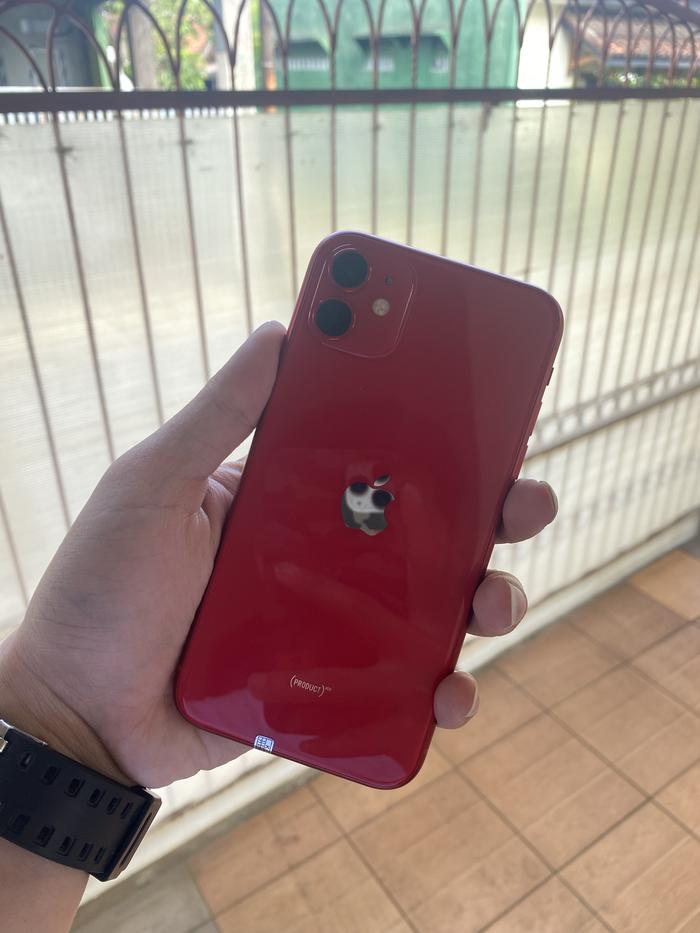 スマートフォン本体 iPhone 11 (PRODUCT)RED 128 GB docomo iPhone 11 (PRODUCT)RED 128 GB docomo