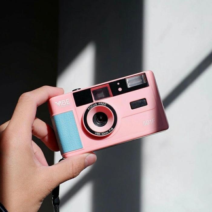 Gambar (ORIGINAL) Vibe Photo 501F Retro 35mm Reusable Film Camera - Cotton Candy, Camera Only dari Tribhuwanyst undefined Tokopedia