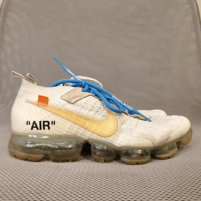 Off-White×ヴェイパーマックス 写し取る