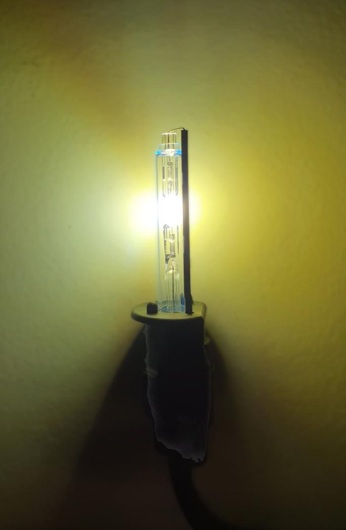 Gambar Bohlam / Bulb HID Yeaky D2S 50W - 4500K dari Auto Home Tokopedia undefined Tokopedia