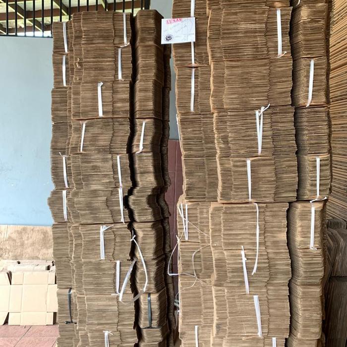 Gambar Kardus Packing Polos Grosir Borongan Quantity banyak dari Karduskarton undefined Tokopedia