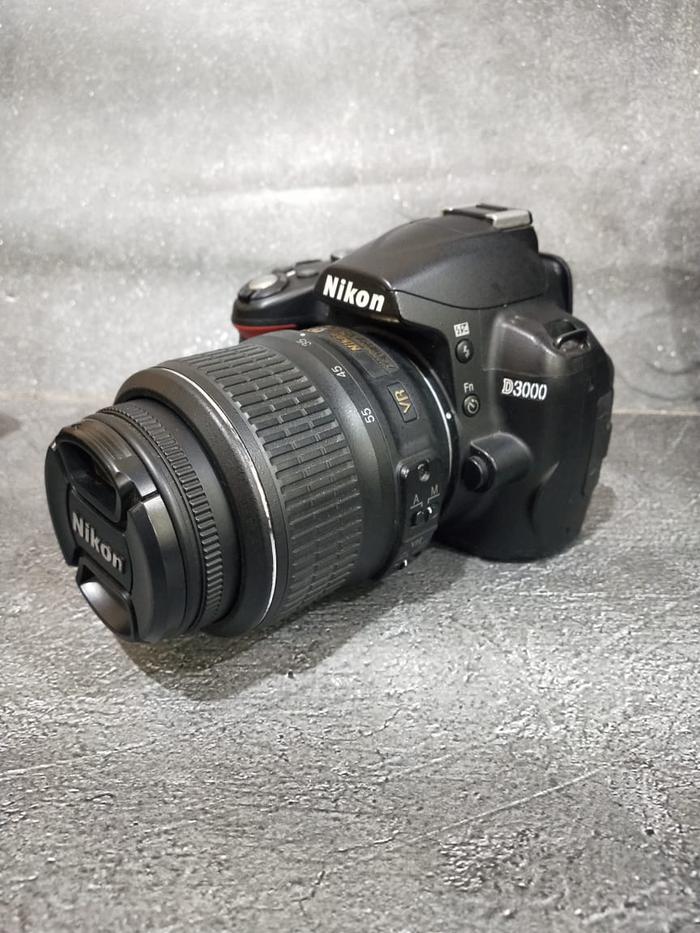 Nikon D3000 Nikon Vr Kit Nikon D3000 18-55 VR Kit
