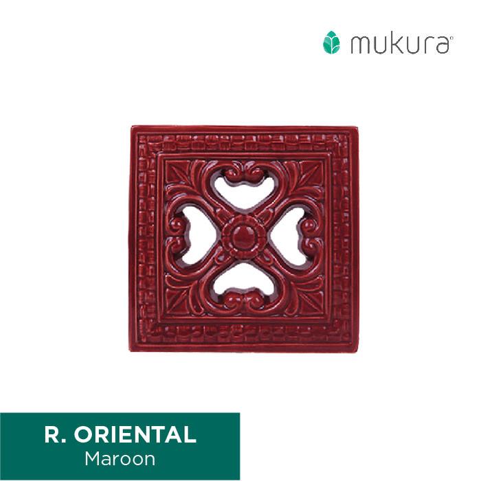Gambar Rooster / Roster / Lubang Angin Keramik / Loster Oriental 20x20cm - maroon dari Roster Granit Mukura undefined Tokopedia