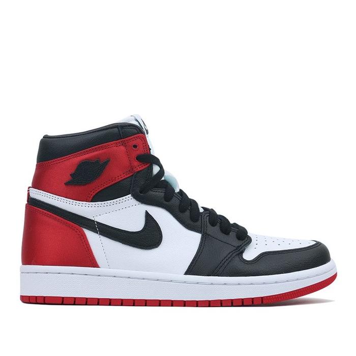Womens air jordan 1 satin black toe Clearance