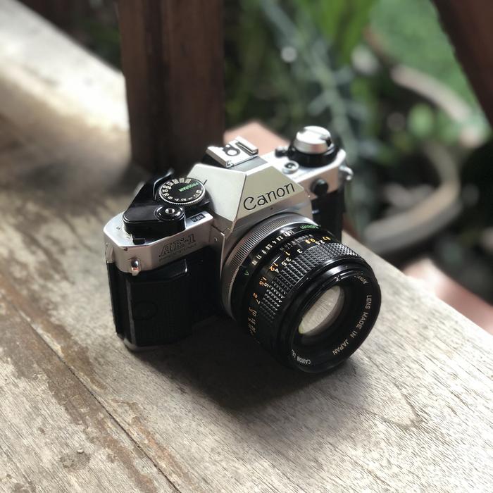 Gambar Canon AE-1 Program Silver + FD 50mm F1.4 dari Moda Trades undefined Tokopedia