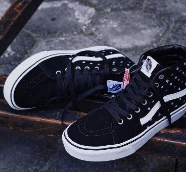Jual -VANS- -SK8-HI Platform 2- (Suede Polka Dot) black/true white - 35 -  Kab. Sleman - osdormaison | Tokopedia