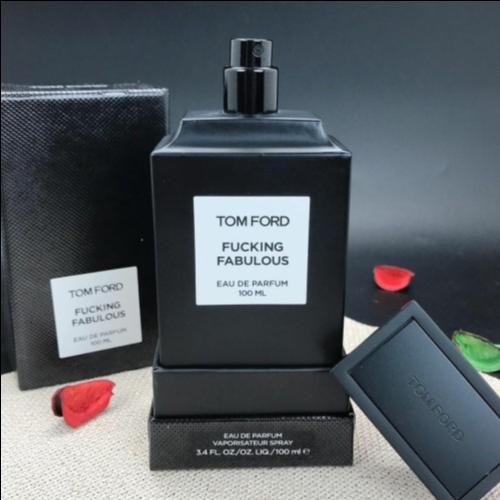 価格交渉可 未開封 TOMFORD 香水 FUCKING 集まり FABULOUS 