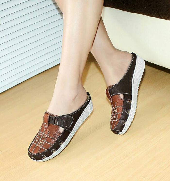 Gambar Sandal Wanita Casual Bakpau Mulan 1470 - Cokelat/Tan, 37 dari TheMarta_NEW undefined Tokopedia