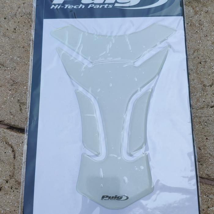 Gambar Tankpad Tankgrip Suzuki GSX GSX-R 150 600 750 1000 Hayabusa - Putih dari PlaceForShop undefined Tokopedia