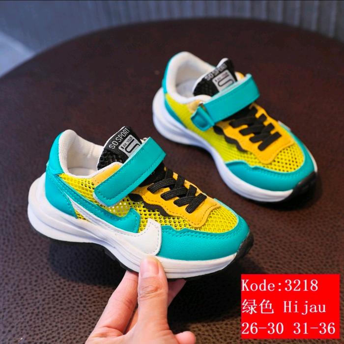 Gambar Sepatu Fashion Anak 3218 / Sepatu Olahraga Impor AntiSlip Good Quality - Hijau, 26 dari Minxiop undefined Tokopedia