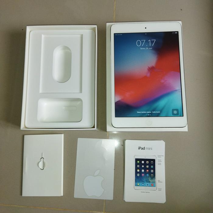 美品】iPad mini 2 Wi-Fi ME279J/A シルバー 16GB 美品iPad mini 2