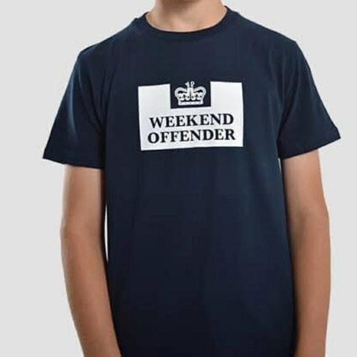 Jual KAOS WEEKEND OFFENDER CASUAL 