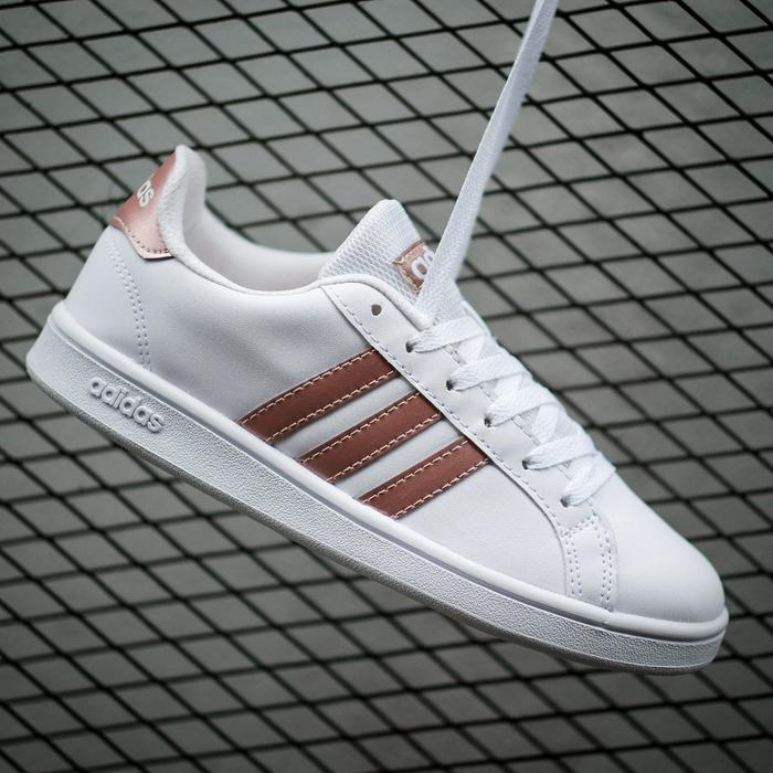Jual Sepatu sneakers casual Original ADIDAS GRAND COURT WHITE ROSHE ...