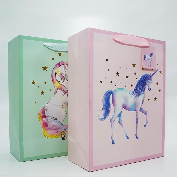 Gambar Papper Bag 24 x 32 CM Tas Kertas Kado Pembungkus Kado Aneka Motif Lucu - unicorn2 dari Kimino Market undefined Tokopedia