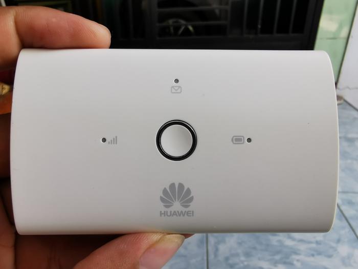 Gambar Modem Mifi Huawei E5673 E5673s E5673s-609 4g LTE Unlock - Modem Only dari Yonky Shop undefined Tokopedia